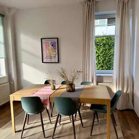 Beautiful 3 Bedroom Townhouse
